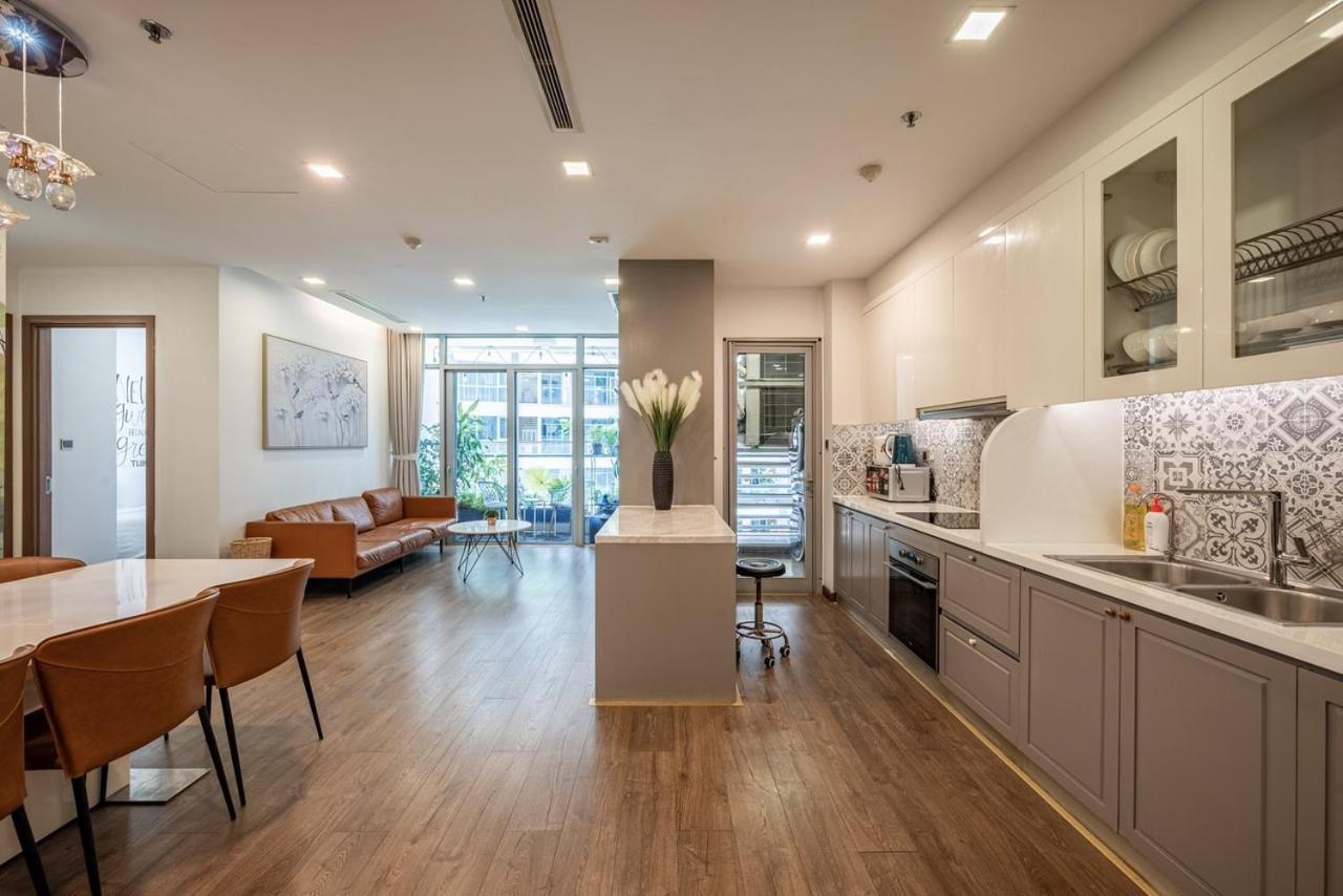 Landmark Vinhomes Tan Cang Хошимин Экстерьер фото